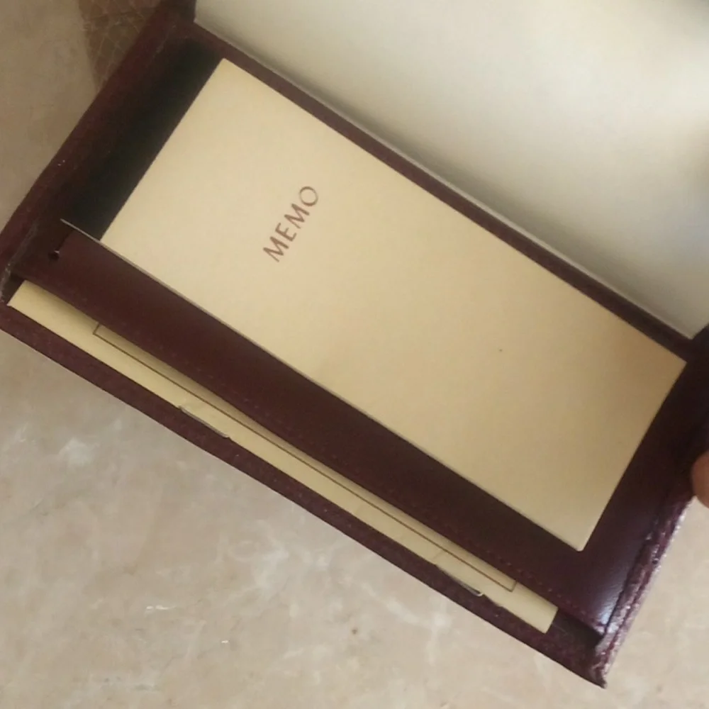 All-in-One Organizer, Clutch/Wallet for Credit Cards, Checkbook/Money, Notes/Pen - Picture 5 of 10